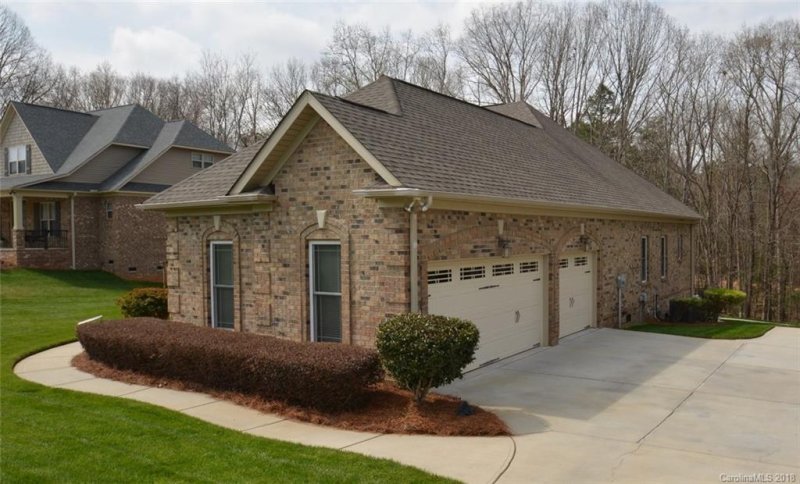 Property image 4 at 2381 Shiny Leaf Drive, Denver, NC 28037