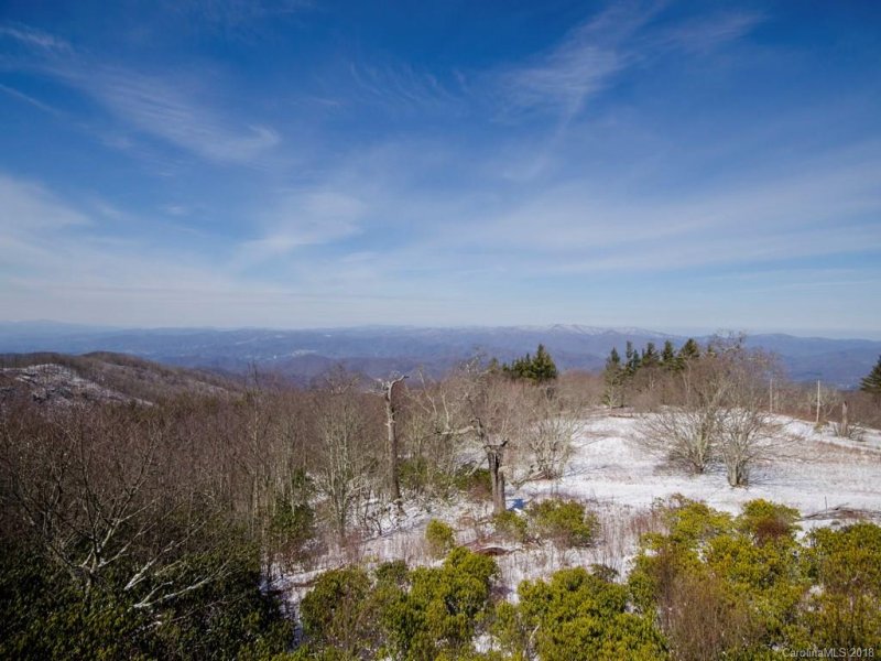 Property image 4 at 90 Daniel Boone Trail, Burnsville, NC 28714