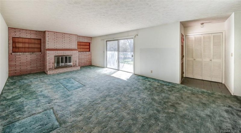 Property image 4 at 406 Wakefield Drive, Hendersonville, NC 28792