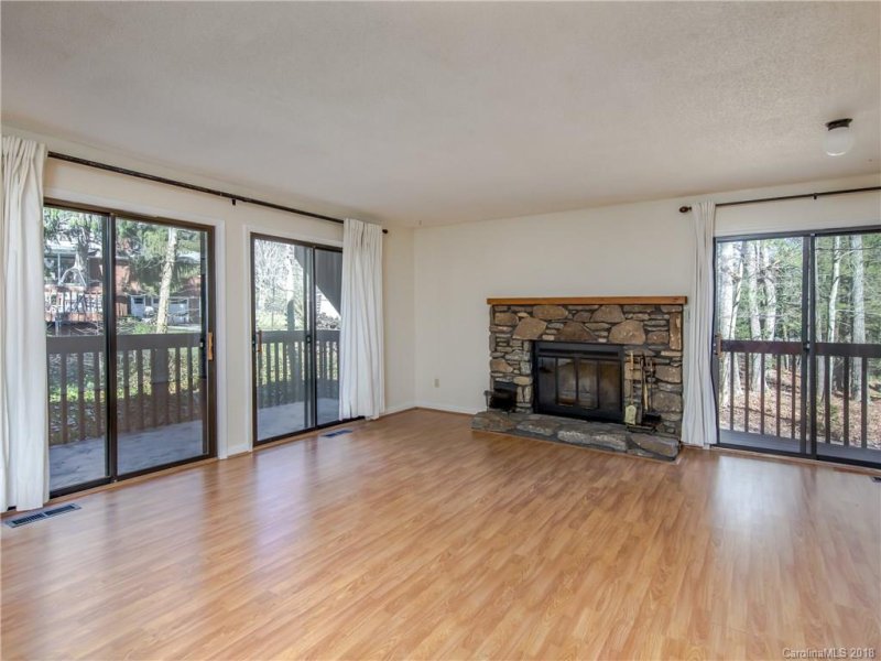 Property image 4 at 125 Cedar Forest Trail, Asheville, NC 28803