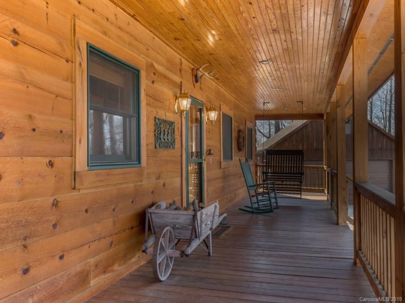 Property image 3 at 147 Bobcat Trail, Saluda, NC 28773