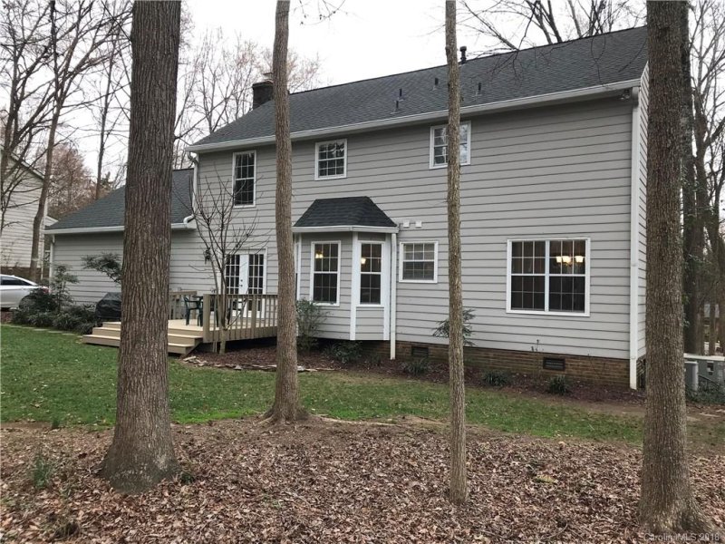 Property image 2 at 6706 Carmel Hills Drive, Charlotte, NC 28226