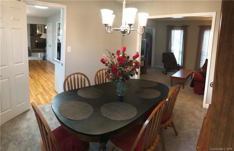 Property image 5 at 6706 Carmel Hills Drive, Charlotte, NC 28226