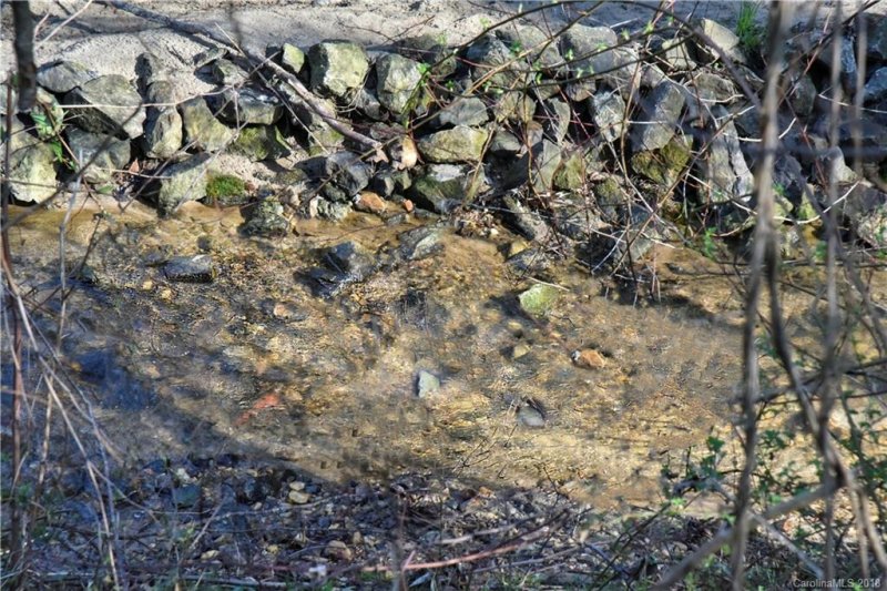 Property image 5 at 402 Comet Drive, Hendersonville, NC 28791