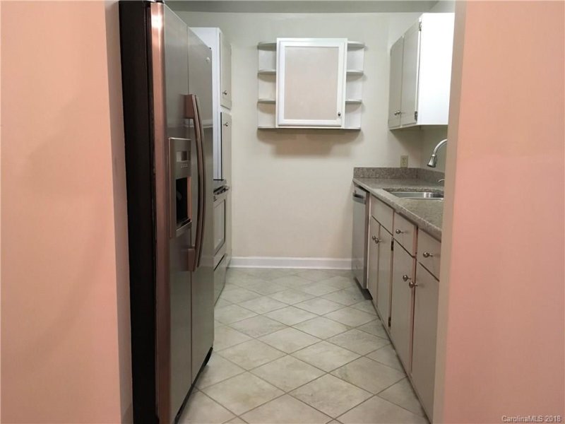 Property image 3 at 1323 Queens Road, Charlotte, NC 28207