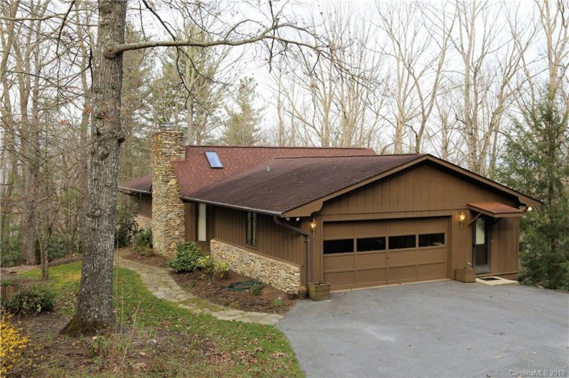 Property image 2 at 120 Dogwood Trail, Hendersonville, NC 28791