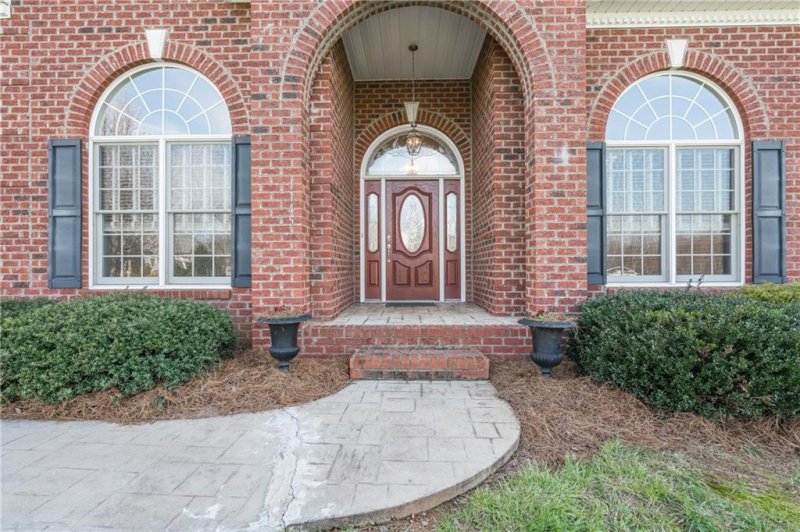 Property image 2 at 1145 Fox Chase Drive, Newton, NC 28658