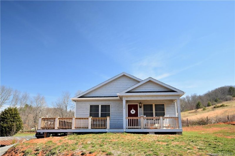 Property image 2 at 150 Bronco Way, Waynesville, NC 28785