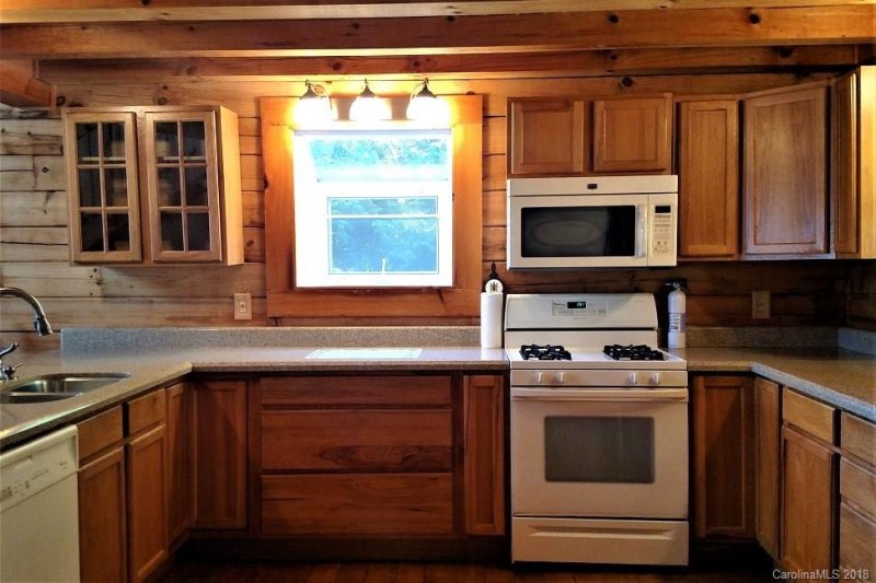 Property image 4 at 500 Beechwood Drive, Sylva, NC 28779