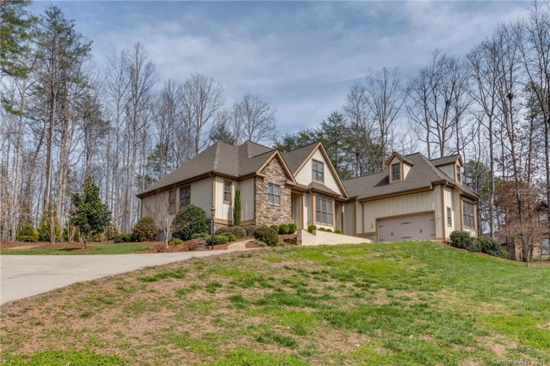 Property image 2 at 61 Forest Ridge Drive, Tryon, NC 28782