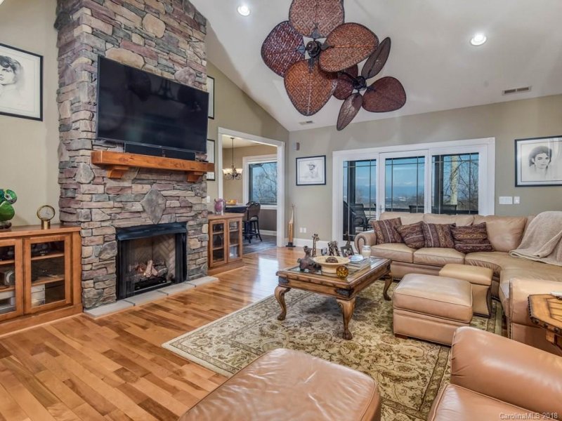 Property image 3 at 61 Gaston Mountain Road, Asheville, NC 28806