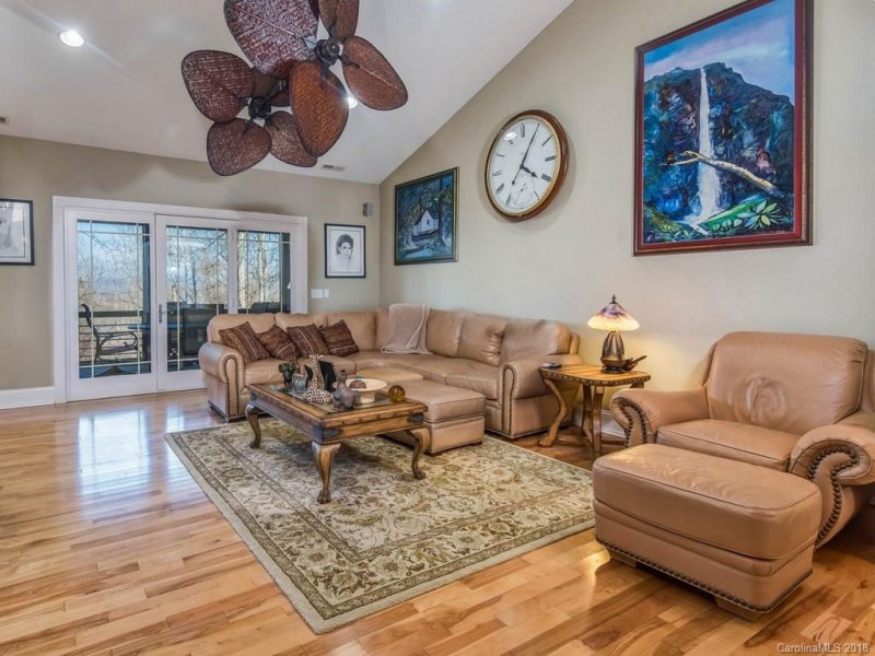 Property image 5 at 61 Gaston Mountain Road, Asheville, NC 28806