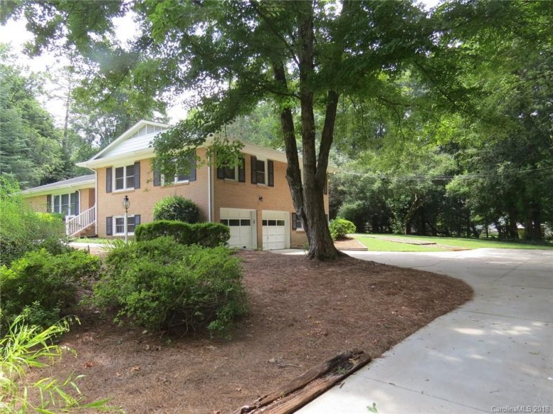 Property image 2 at 6200 Cedar Croft Drive, Charlotte, NC 28226