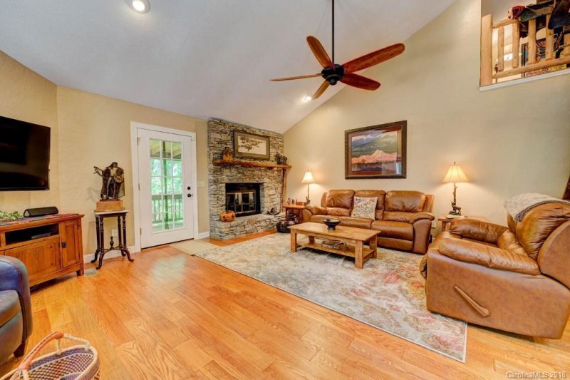 Property image 3 at 671 Country Club Drive, Maggie Valley, NC 28751