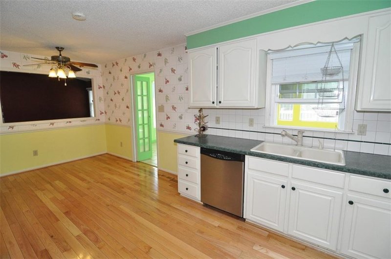 Property image 5 at 3940 Shakespeare Drive, Hickory, NC 28601