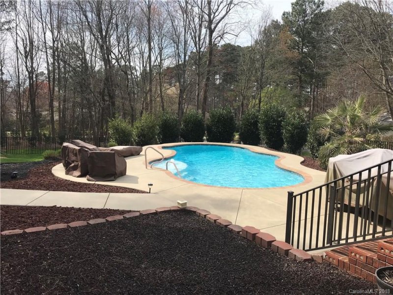 Property image 2 at 813 Lake Mist Drive, Stanley, NC 28164