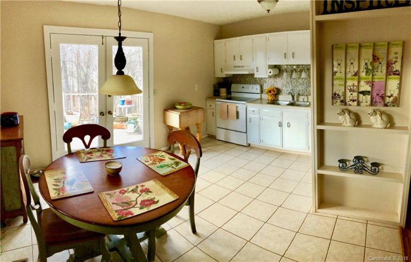 Property image 4 at 71 Mountain Brook Drive, Candler, NC 28715