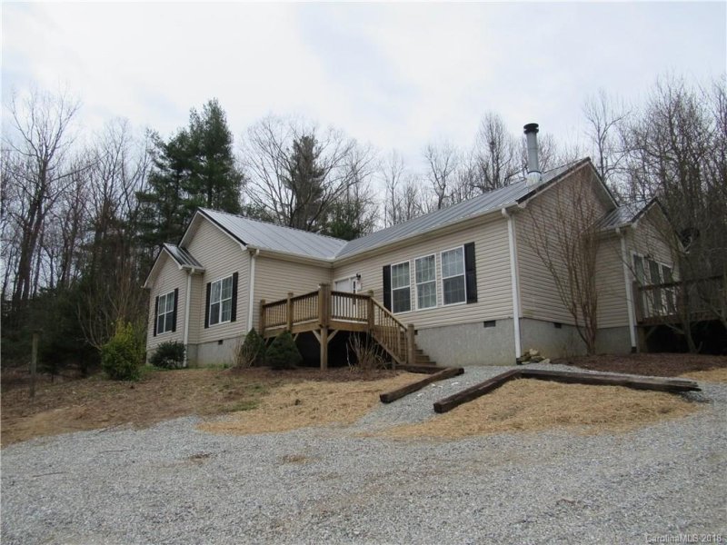 Property image 5 at 1894 Holiday Drive, Hendersonville, NC 28739