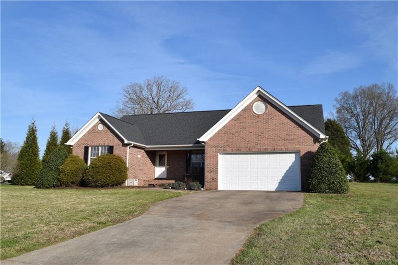 3415 Sweet Gum Drive