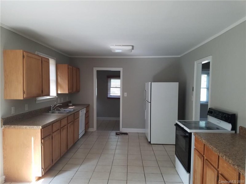 Property image 4 at 3352 Eastwood Drive, Charlotte, NC 28205