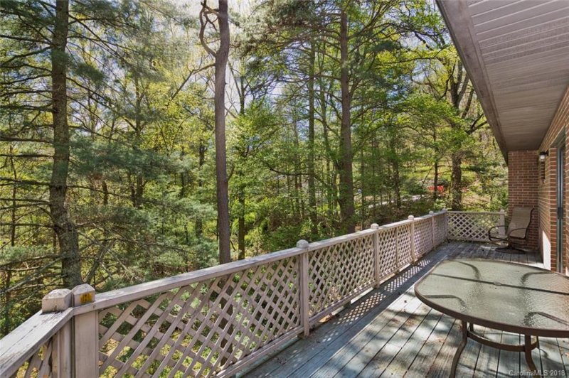 Property image 5 at 216 W Sondley Drive, Asheville, NC 28805