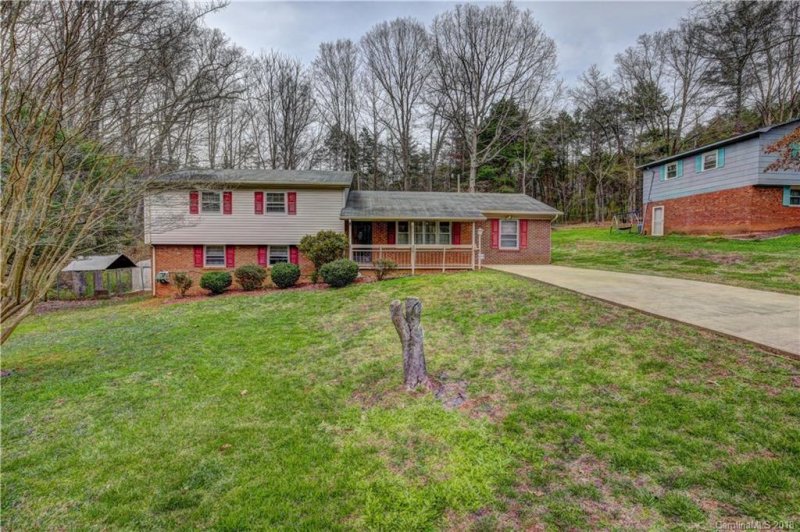 Property image 3 at 1062 Forest Drive, Newton, NC 28658