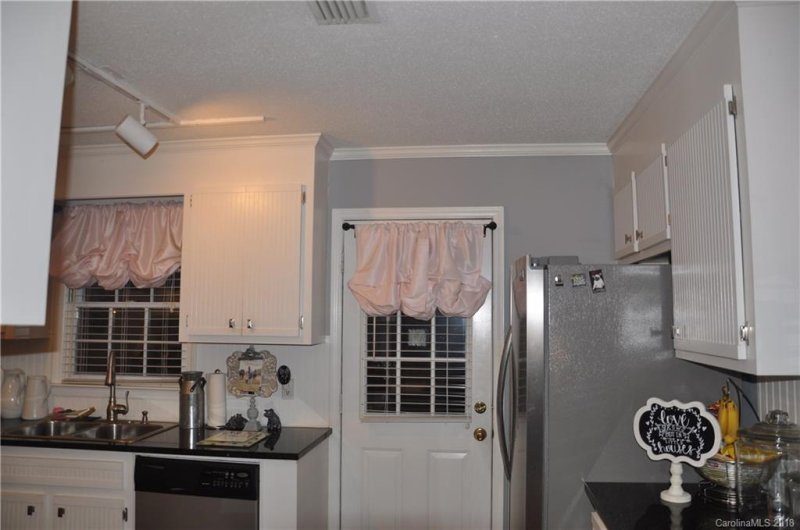 Property image 4 at 811 5 Jamestown Drive, Gastonia, NC 28056