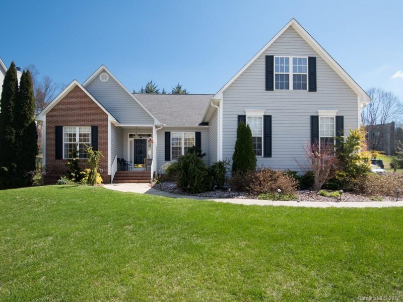 401 Sand Meadow Court