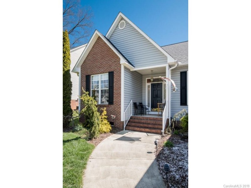 Property image 3 at 401 Sand Meadow Court, Fletcher, NC 28732