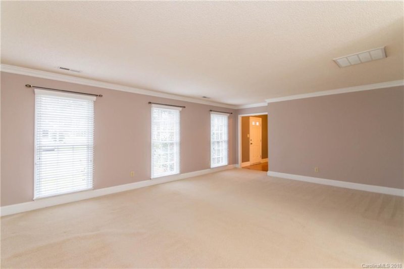 Property image 2 at 20405 Willow Pond Road, Cornelius, NC 28031