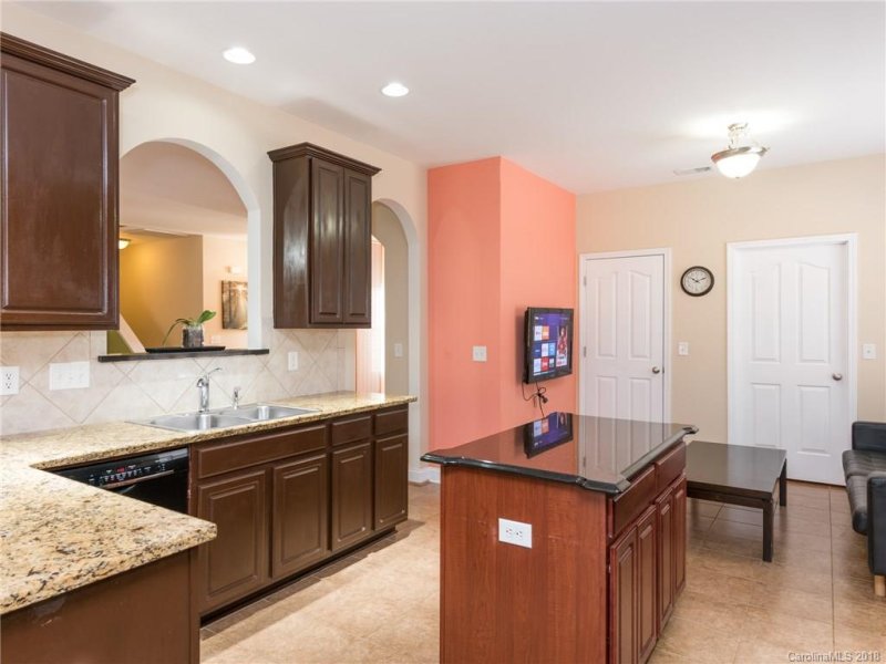 Property image 4 at 15437 Logan Grove Road, Charlotte, NC 28227