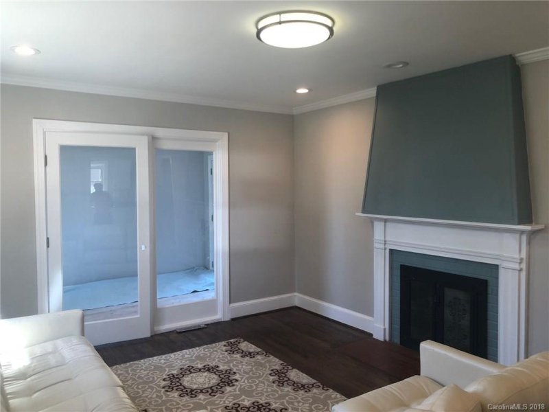 Property image 3 at 1500 Lyon Court, Charlotte, NC 28205