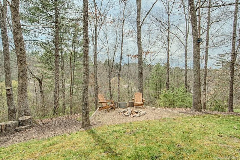 Property image 5 at 14 Evening Shade Drive, Weaverville, NC 28787
