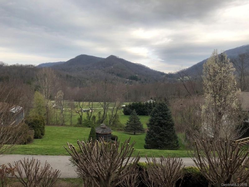 Lot 5 Ruffed Grouse Lane