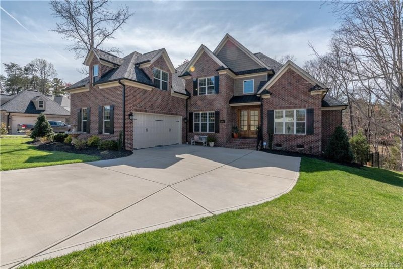 2357 Shiny Leaf Drive