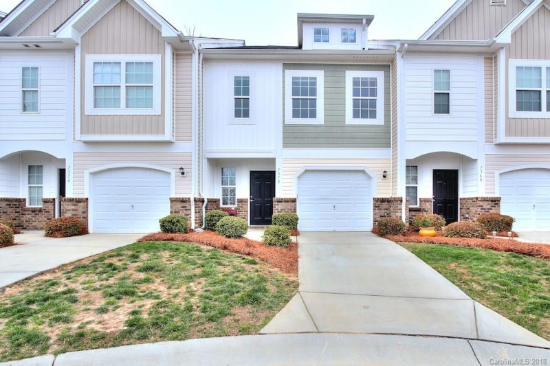 Property image 2 at 7372 Gallery Pointe Lane, Charlotte, NC 28269