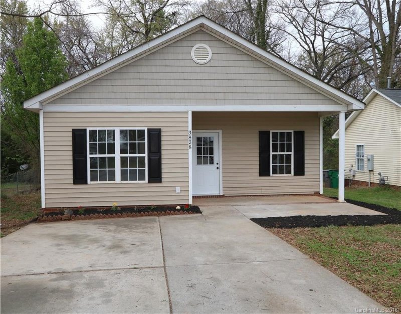 Property image 2 at 3828 Davis Avenue, Charlotte, NC 28208