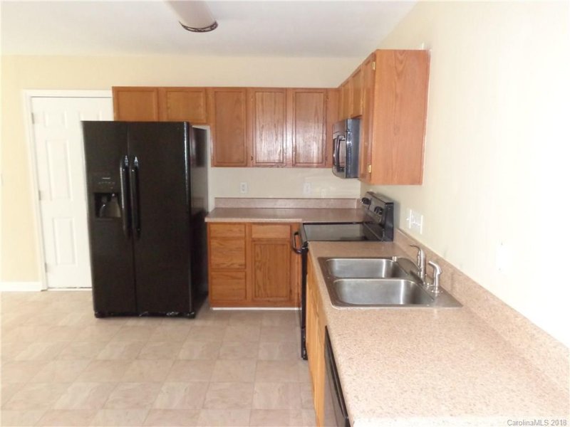 Property image 4 at 4042 Maple Shore Drive, Matthews, NC 28104