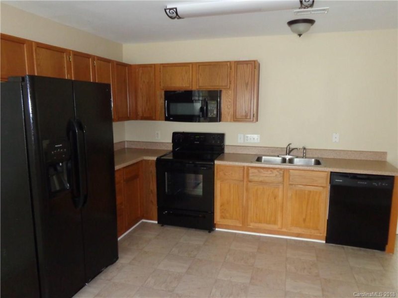 Property image 5 at 4042 Maple Shore Drive, Matthews, NC 28104