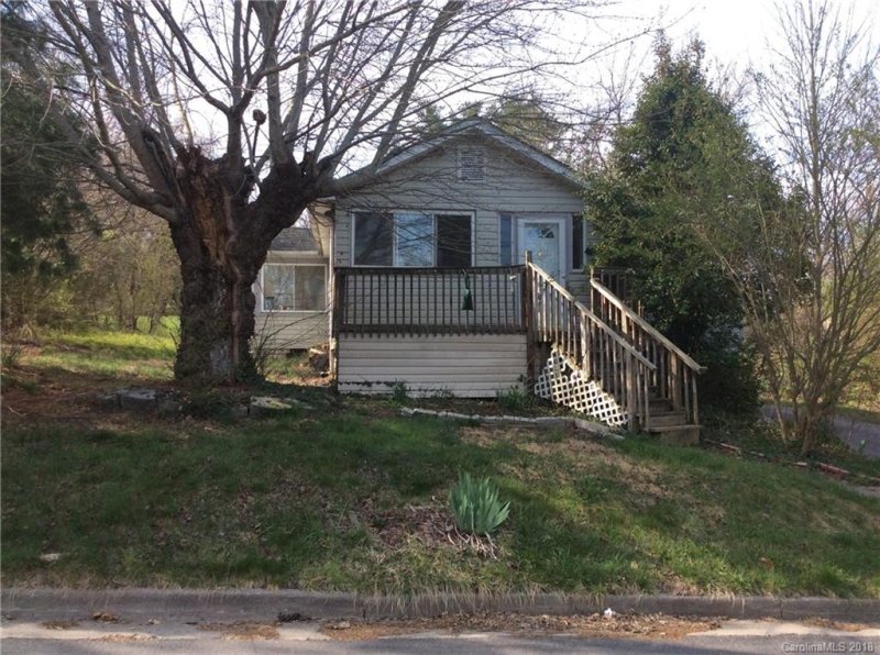 Property image 3 at 179 Shiloh Road, Asheville, NC 28803