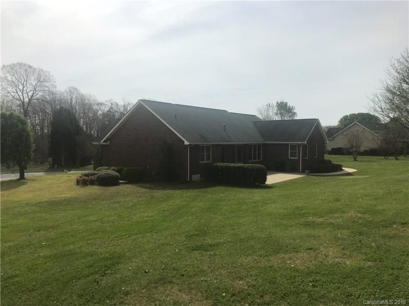 Property image 4 at 100 Highland Pines Drive, Shelby, NC 28152