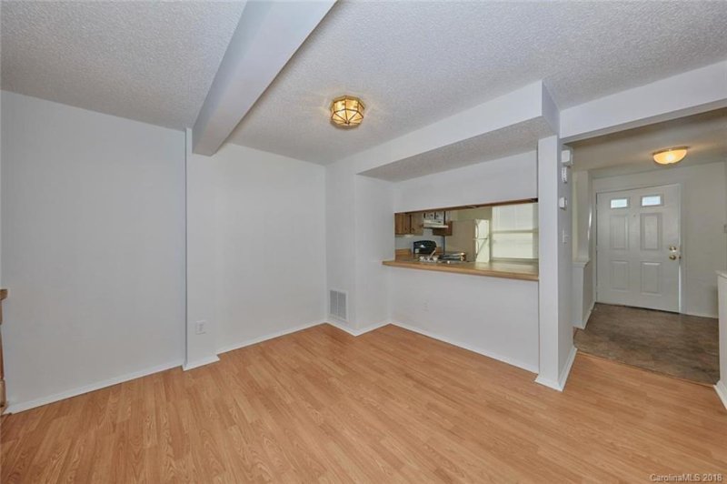 Property image 5 at 7305 Pebblestone Drive, Charlotte, NC 28212