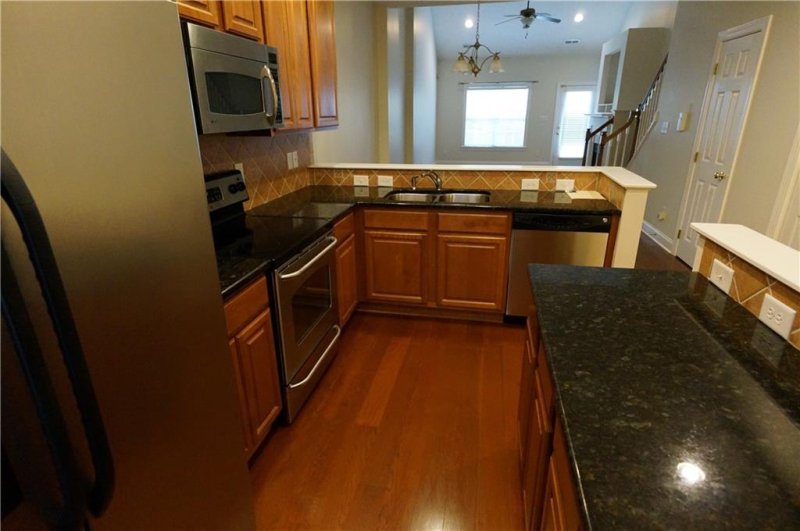 Property image 5 at 2008 Talbot Lane, Hickory, NC 28602