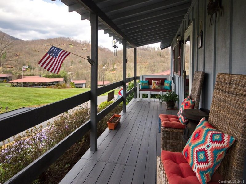 Property image 2 at 250 Raven Ridge, Maggie Valley, NC 28751