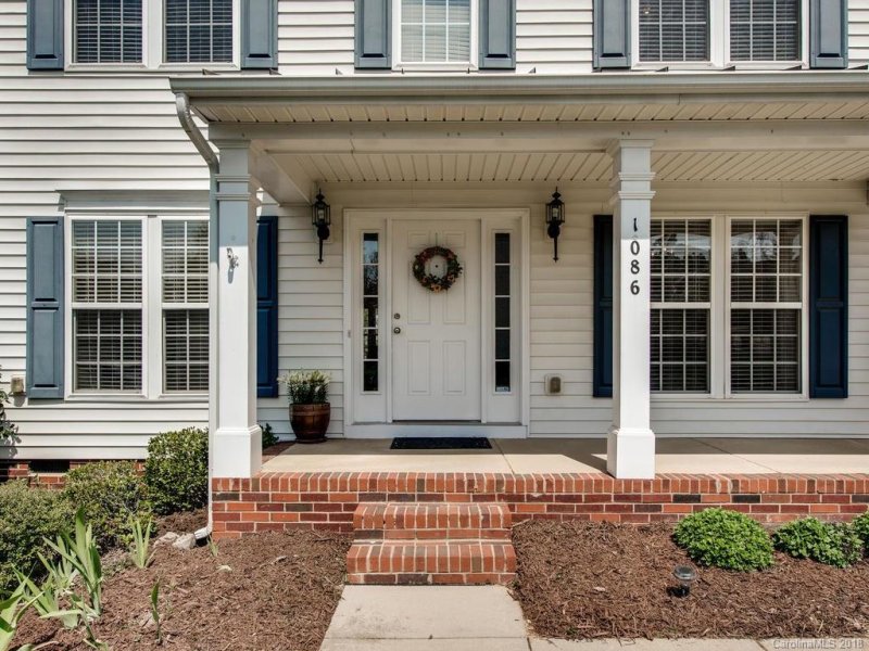 Property image 2 at 1086 Glen Laurel Drive, Fort Mill, SC 29707