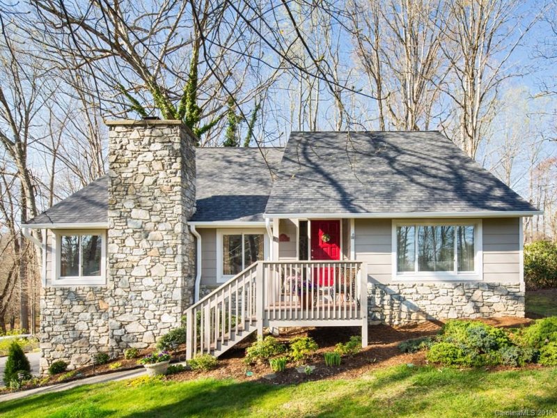 Property image 2 at 10 Valley Drive, Candler, NC 28715