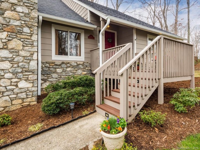 Property image 3 at 10 Valley Drive, Candler, NC 28715