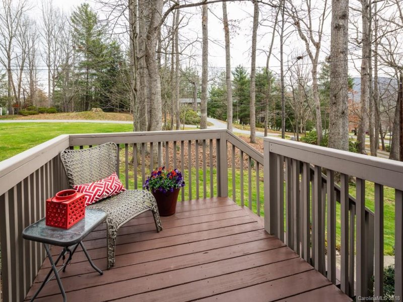 Property image 4 at 10 Valley Drive, Candler, NC 28715