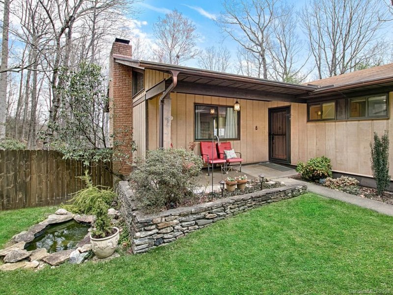 Property image 2 at 7 Chippewa Lane, Hendersonville, NC 28791