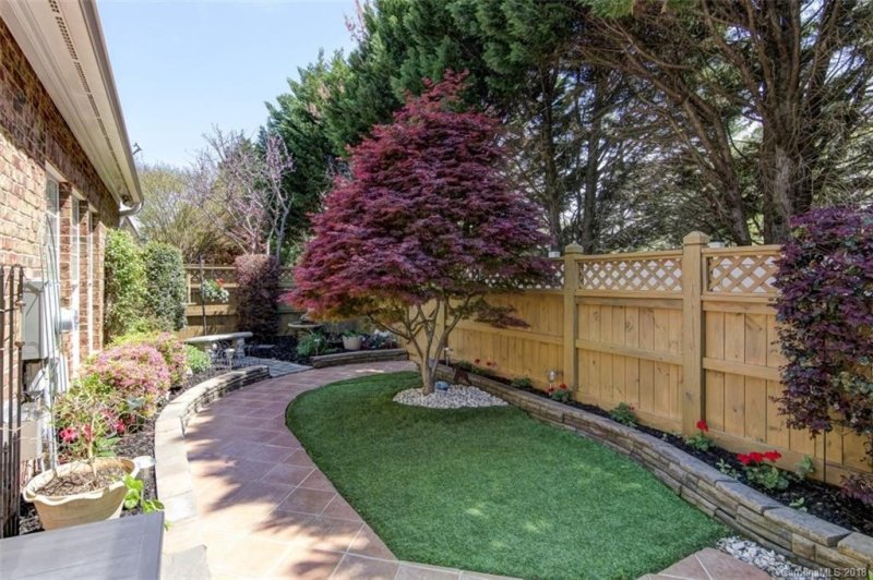 Property image 3 at 425 Eberle Way, Matthews, NC 28105